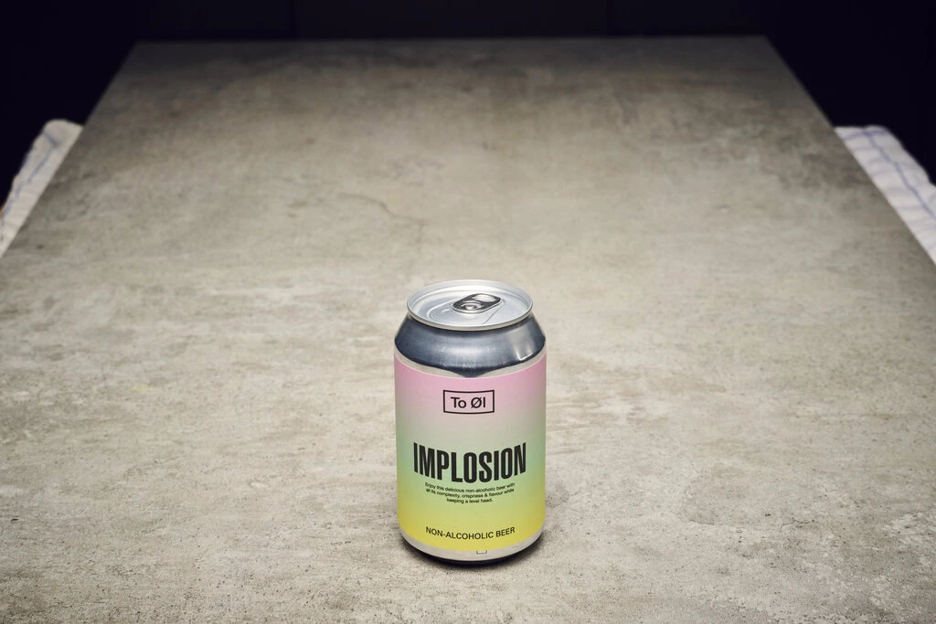 Bild von Implosion Beer 0%, To Øl Brewery 33cl